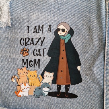 Gonna jeans crazy cat mom