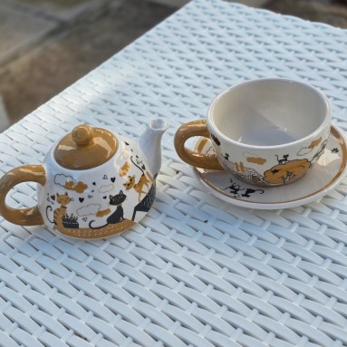 Teiera con tazza gattini in love