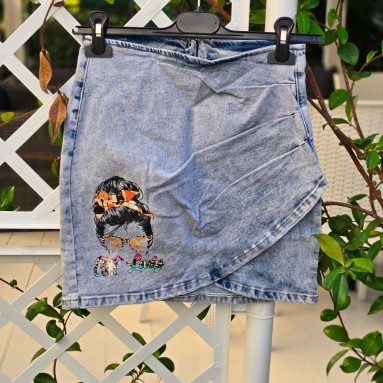 Gonna jeans taglia S volto catmom