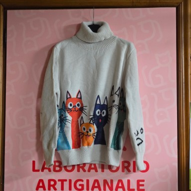 Maglione collo alto gatti